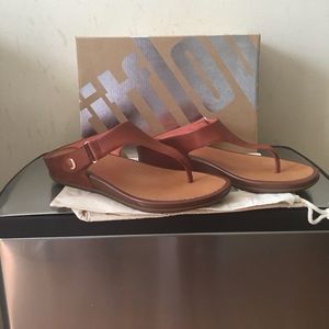 FitFlop Gladdie Toe Post thong sandal